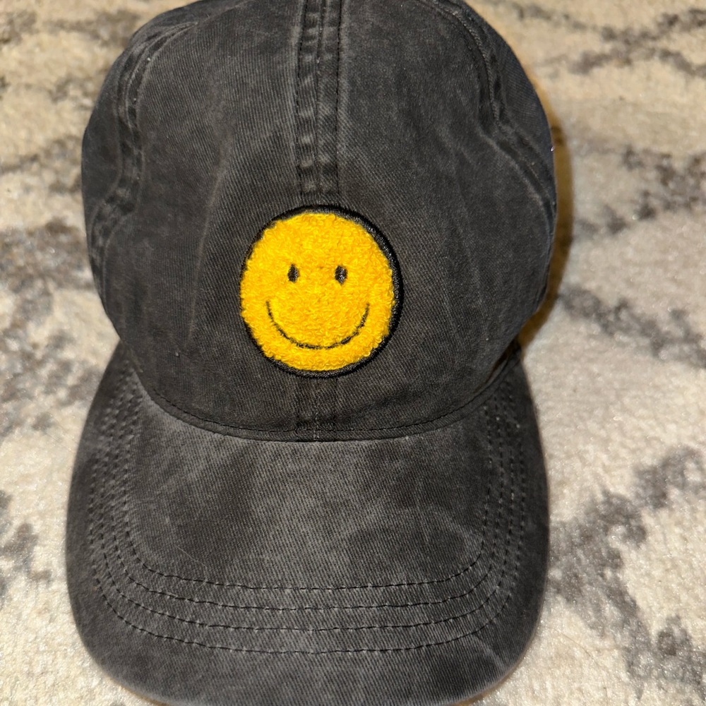 Smiley hat